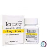 علبة كرتونية بيضاء وقارورة أقراص لدواء ايكلوسيج 15 mg Iclusig المتاحة للشحن الطبي الموثوق من صيدلية اونكولوجيست في السعودية والرياض.