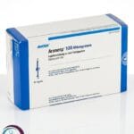 علبة كرتونية بيضاء وبأطراف زرقاء ومحاقن جاهزة لدواء أرانسب 100 mcg Aranesp المتاحة للشحن الطبي الموثوق في السعودية والرياض.