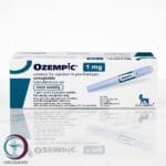 علبة كرتونية وقلم حقن أسبوعي لدواء اوزمبيك 1 mg Ozempic المتاح للشحن الطبي الموثوق من صيدلية اونكولوجيست في السعودية والرياض.